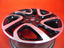 Laden Sie das Bild in den Galerie-Viewer, 1x Alufelge 17 Zoll 6.5&quot; 4x100 40ET Matt Schwarz 403005727R Renault Captur