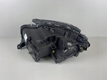 Load image into Gallery viewer, Frontscheinwerfer Mercedes-Benz W166 A1668202261 Rechts Scheinwerfer Headlight