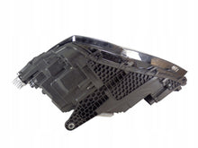 Laden Sie das Bild in den Galerie-Viewer, Frontscheinwerfer Skoda Superb III 3V1941016E 85122000 LED Rechts Headlight SCH3247798585fw