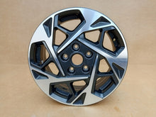 Laden Sie das Bild in den Galerie-Viewer, 1x Alufelge 16 Zoll 6.5" 5x114.3 50ET Glanz 52910-G4AA0 Hyundai I30 Iii FEL8038464681mc