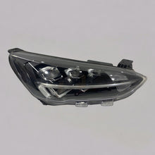 Laden Sie das Bild in den Galerie-Viewer, Frontscheinwerfer Ford Focus JX7B-13E014-CD Full LED Rechts Headlight