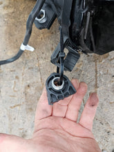 Load image into Gallery viewer, Frontscheinwerfer VW Passat 3J1941005 Links Scheinwerfer Headlight SCH9853763744ve
