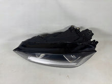 Load image into Gallery viewer, Frontscheinwerfer VW Sportsvan 517941031B Xenon Ein Stück (Rechts oder Links)