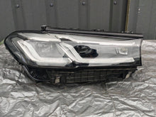 Laden Sie das Bild in den Galerie-Viewer, Frontscheinwerfer BMW 5 G31 G30 9850582-05 Rechts Scheinwerfer Headlight SCH8085498551bl
