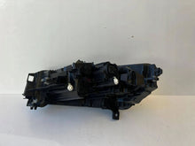 Laden Sie das Bild in den Galerie-Viewer, Frontscheinwerfer Skoda Enyaq IV 5LB941016G Rechts Scheinwerfer Headlight