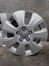 Load image into Gallery viewer, 4x Alufelge 15 Zoll 6.0&quot; 5x112 47ET Glanz Silber 8PO601025 Audi Rim Wheel