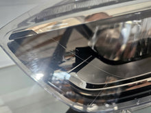 Laden Sie das Bild in den Galerie-Viewer, Frontscheinwerfer Renault Captur I 260606152R Full LED Links Headlight