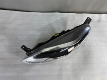 Laden Sie das Bild in den Galerie-Viewer, Frontscheinwerfer Ford Fiesta I H1BB-13E015-AD LED Links Scheinwerfer Headlight SCH8591400001gq