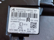 Load image into Gallery viewer, Frontscheinwerfer Jeep Octavia IV 5E4941016A LED Rechts Scheinwerfer Headlight SCH2393017565tn