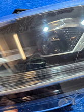 Laden Sie das Bild in den Galerie-Viewer, Frontscheinwerfer VW Caddy 2K8941035AH Links Scheinwerfer Headlight SCH8578703684vg