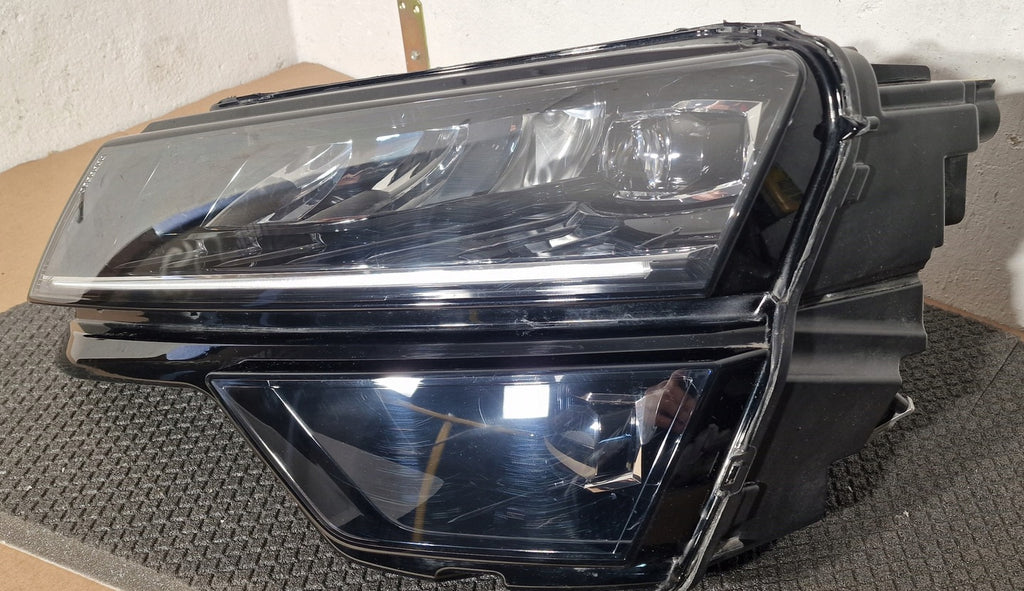 Frontscheinwerfer Skoda Karoq 57B941015C 57B941015D Links Scheinwerfer Headlight SCH6385987867il