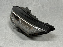 Load image into Gallery viewer, Frontscheinwerfer Audi A6 C8 4K0941034 LED Rechts Scheinwerfer Headlight