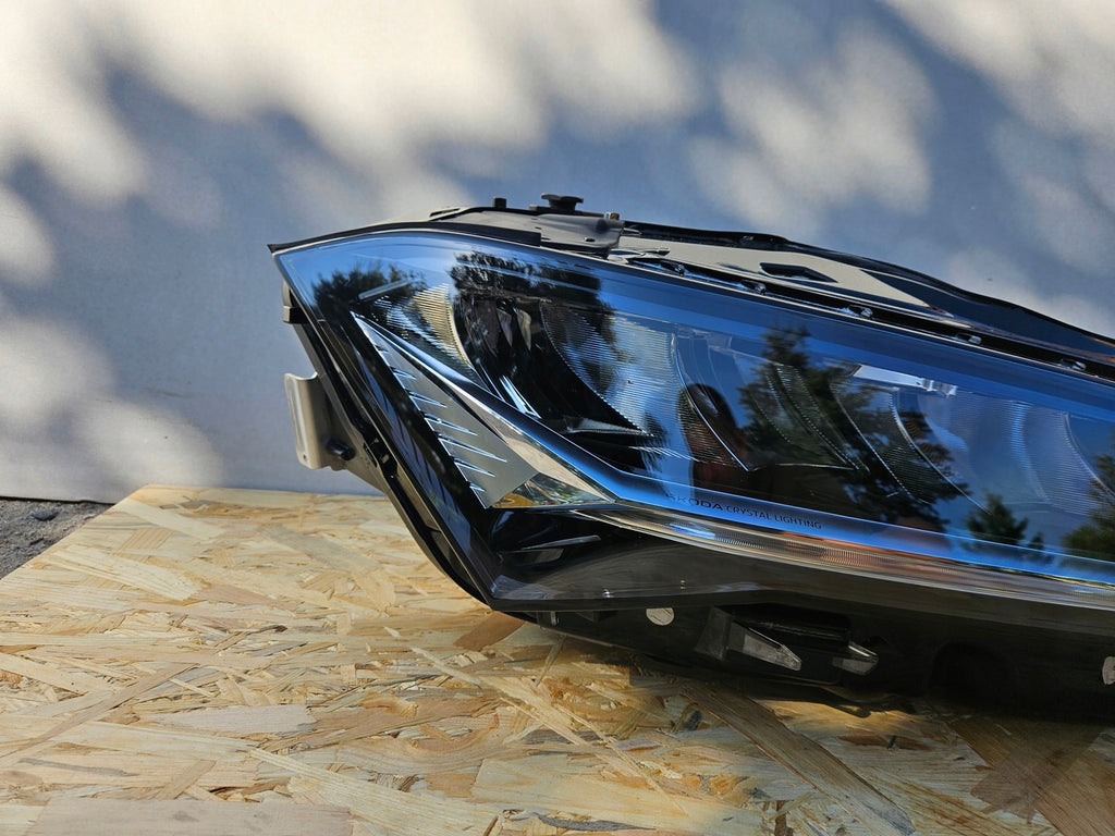Frontscheinwerfer Skoda Superb 3P1941016 LED Rechts Scheinwerfer Headlight SCH3784391419wl