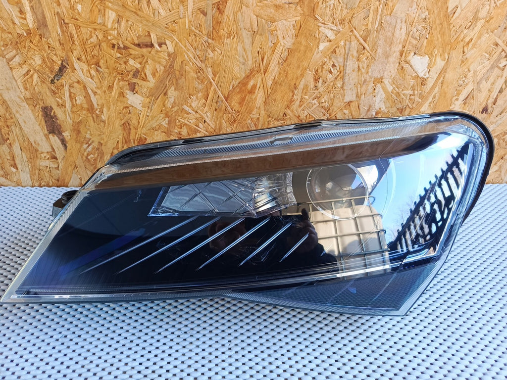 Frontscheinwerfer Skoda Superb 3V1941015B Bi-Xenon Links Scheinwerfer Headlight SCH3240748433kt