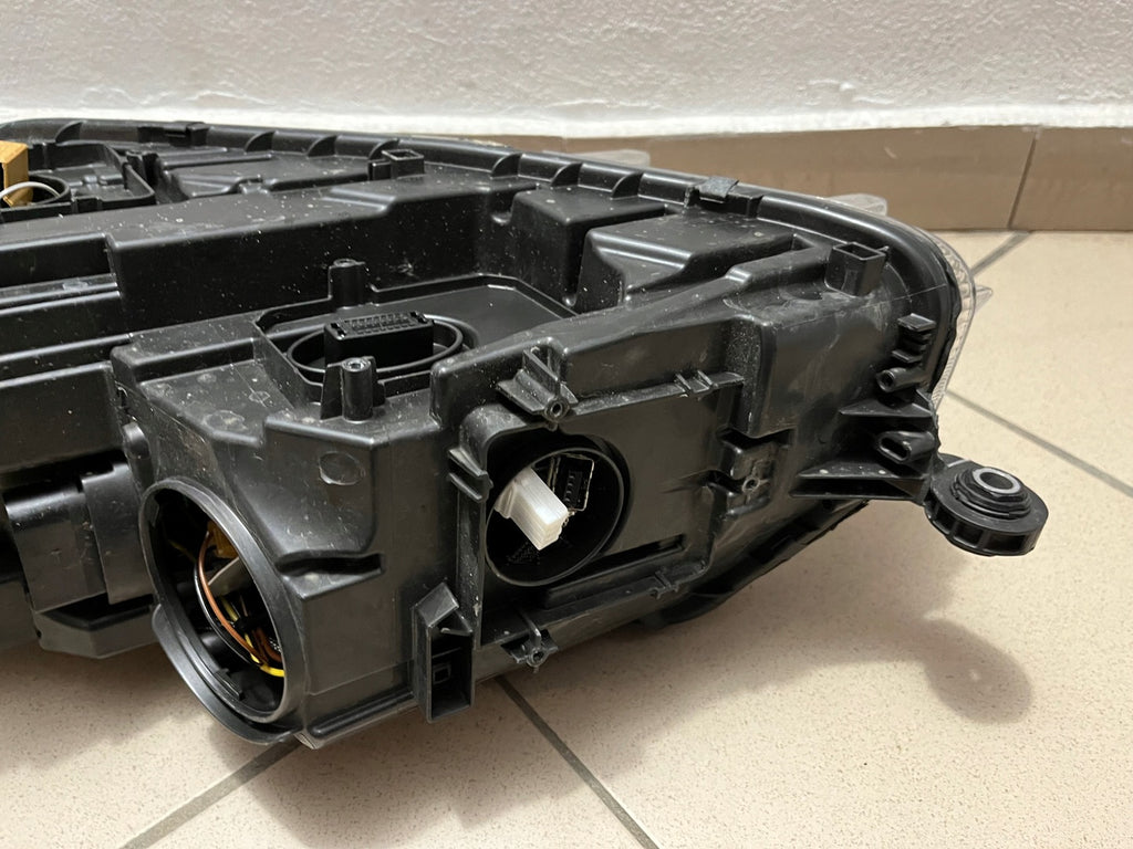 Frontscheinwerfer Skoda Octavia III 5E1941018B Xenon Rechts Headlight SCH5839603927vc