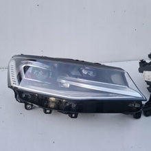 Load image into Gallery viewer, Frontscheinwerfer VW Multivan T7 7T1941082C 7T1941081C Ein Satz Headlight SCH2176025322kn