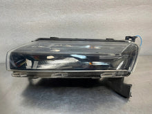 Load image into Gallery viewer, Frontscheinwerfer Dacia Spring 266052417R Links Scheinwerfer Headlight SCH2755300096zt