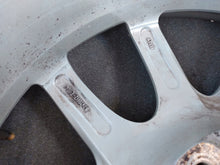 Load image into Gallery viewer, 1x Alufelge 19 Zoll 9.0" 5x130 60ET Glanz Silber 7L5601025B Porsche Cayenne FEL6668937822pr