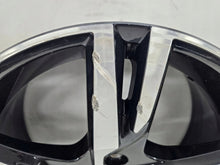 Laden Sie das Bild in den Galerie-Viewer, 1x Alufelge 18 Zoll 32327352 Volvo Xc60 Rim Wheel FEL9323259351rc