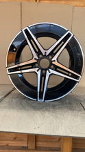 Laden Sie das Bild in den Galerie-Viewer, 1x Alufelge 18 Zoll 8.5" 5x112 52ET Glanz Schwarz A2064011800 Mercedes-Benz W206 FEL3698748949nb