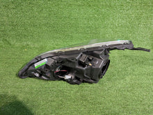 Laden Sie das Bild in den Galerie-Viewer, Frontscheinwerfer Honda Cr-V Crv III CSC29250 Rechts Scheinwerfer Headlight SCH4006371226wm