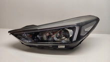 Laden Sie das Bild in den Galerie-Viewer, Frontscheinwerfer Hyundai Tucson 89903109 92101-D7600 Xenon Rechts oder Links