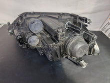 Laden Sie das Bild in den Galerie-Viewer, Frontscheinwerfer VW Touran 5TB941005C Links Scheinwerfer Headlight SCH4428275134ey