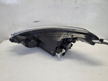 Load image into Gallery viewer, Frontscheinwerfer Hyundai I10 92102-B9000 Rechts Scheinwerfer Headlight