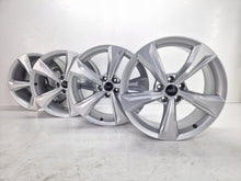 Laden Sie das Bild in den Galerie-Viewer, 4x Alufelge 19 Zoll 7.0" 5x112 34ET Glanz Silber 80A601025K Audi Rim Wheel FEL7102472355sv