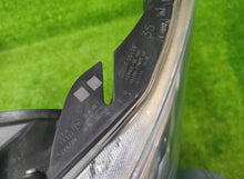 Laden Sie das Bild in den Galerie-Viewer, Frontscheinwerfer Toyota Avensis 1010017685 Links Scheinwerfer Headlight SCH5816360355wi
