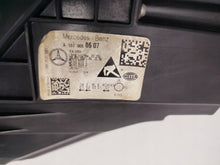 Laden Sie das Bild in den Galerie-Viewer, Frontscheinwerfer Mercedes-Benz Gle A1679068607 A1679066504 Ein Satz Headlight