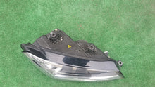 Laden Sie das Bild in den Galerie-Viewer, Frontscheinwerfer VW Caddy 2K1941032B Rechts Scheinwerfer Headlight SCH1874167087mm