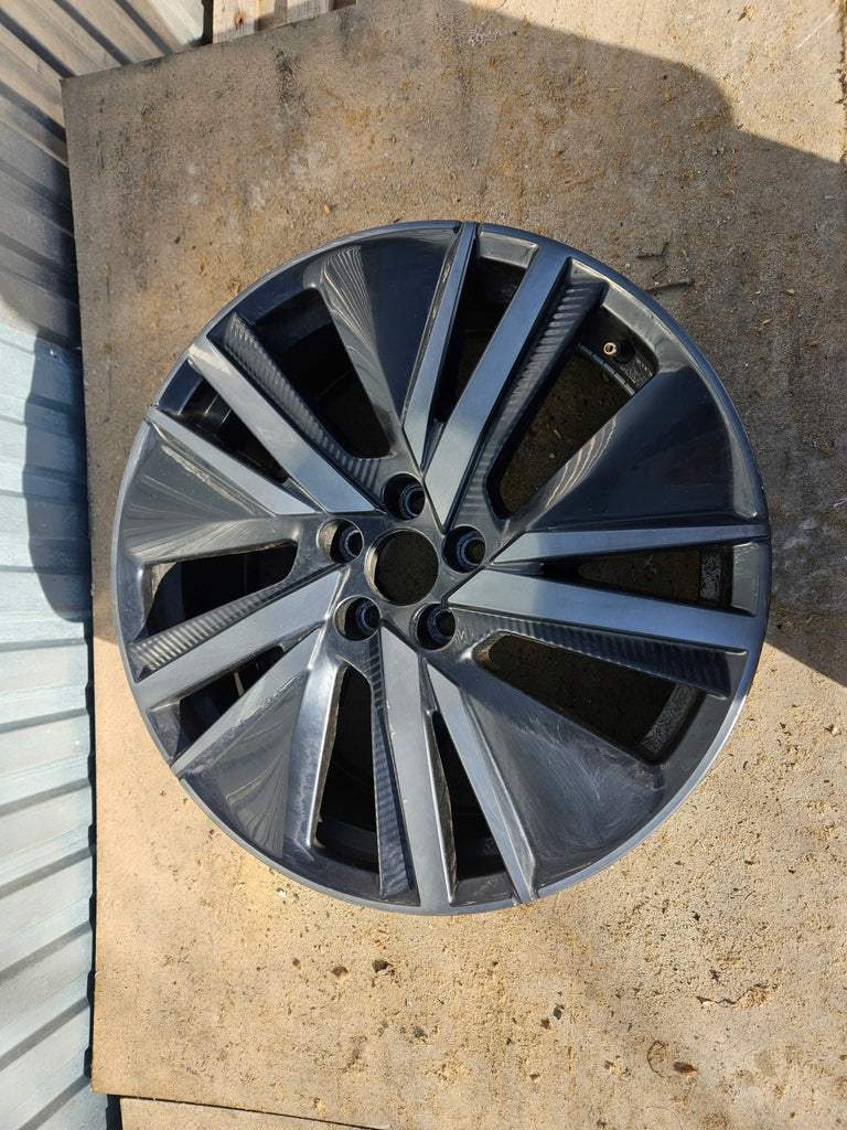 1x Alufelge 19 Zoll 7.5" 5x108 46ET Matt Graphit 9847147180 Peugeot 5008 FEL5843048712vn