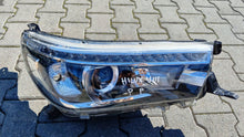 Laden Sie das Bild in den Galerie-Viewer, Frontscheinwerfer Toyota Hilux VIII CMD60GF20 LED Rechts Scheinwerfer Headlight SCH4665499729jq