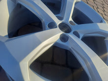 Load image into Gallery viewer, 1x Alufelge 18 Zoll 8.0&quot; 5x112 40ET 80A601025C Audi Q5 Rim Wheel