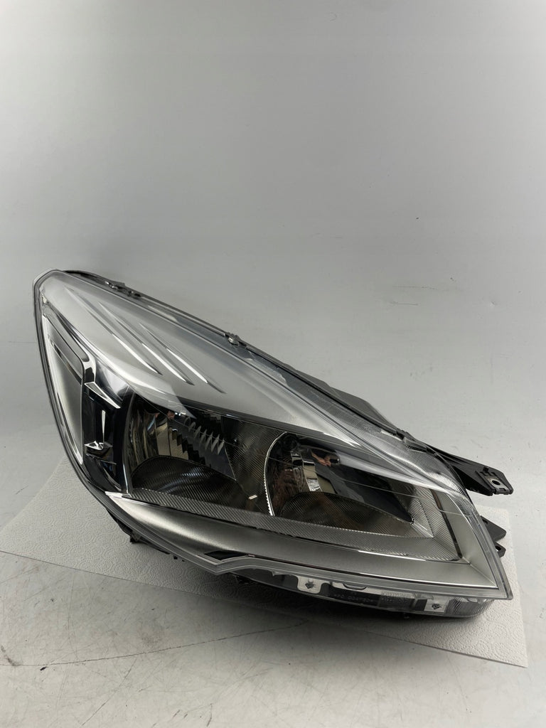 Frontscheinwerfer Ford Kuga 9001488439 Rechts Scheinwerfer Headlight SCH3888512109za