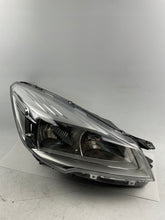 Load image into Gallery viewer, Frontscheinwerfer Ford Kuga 9001488439 Rechts Scheinwerfer Headlight SCH3888512109za