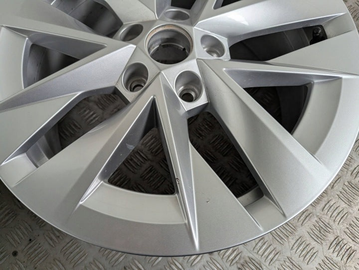 1x Alufelge 17 Zoll 7.0" 5x112 46ET 5E3601025E Skoda Octavia Iv Rim Wheel FEL2315172641la