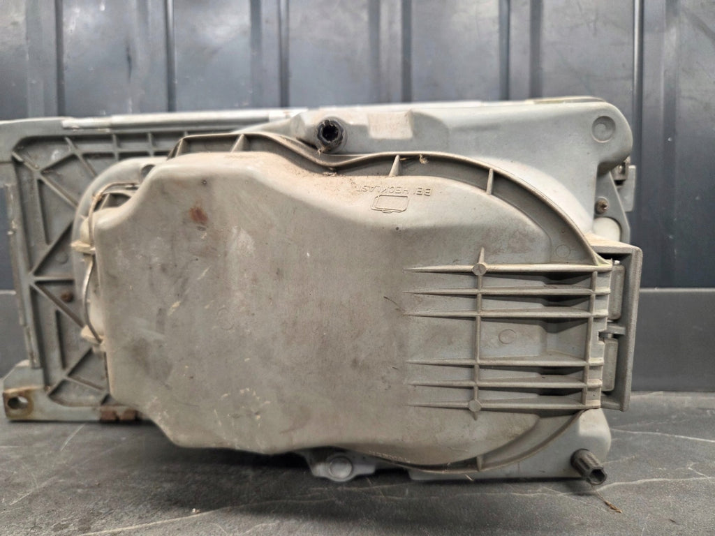 Frontscheinwerfer Mercedes-Benz W123 1305235051R Rechts Scheinwerfer Headlight SCH3438759379zj
