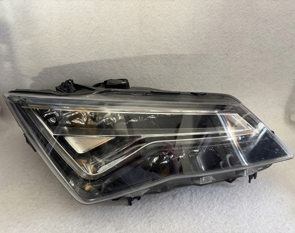 Frontscheinwerfer Seat Ateca 576941008F Rechts Scheinwerfer Headlight SCH5641226581ca