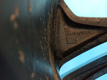 Load image into Gallery viewer, 1x Alufelge 19 Zoll 8.0&quot; 5x114.3 51ET 52910S1330 Hyundai Santa Fe Rim Wheel