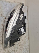Laden Sie das Bild in den Galerie-Viewer, Frontscheinwerfer Volvo V60 I S60 31420262 Xenon Rechts Scheinwerfer Headlight SCH6060635380do