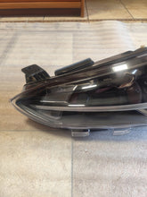 Load image into Gallery viewer, Frontscheinwerfer Ford Focus MX7B-13E015-ED Links Scheinwerfer Headlight SCH3966197237mh