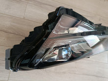 Laden Sie das Bild in den Galerie-Viewer, Frontscheinwerfer Skoda Superb III 3V1941015E Links Scheinwerfer Headlight SCH3102853070ey