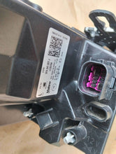 Load image into Gallery viewer, Frontscheinwerfer Seat Leon 5FB941007J LC20794 FALSE Scheinwerfer Headlight SCH8729825870ki