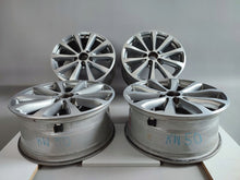 Laden Sie das Bild in den Galerie-Viewer, 4x Alufelge 17 Zoll 7.5" 5x112 40ET Glanz Silber A2134011300 Mercedes-Benz W213 FEL6735198426yw