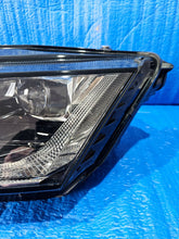 Laden Sie das Bild in den Galerie-Viewer, Frontscheinwerfer Skoda Octavia IV 5E4941015A LED Links Scheinwerfer Headlight SCH6214891480an