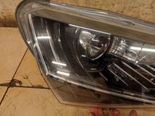 Laden Sie das Bild in den Galerie-Viewer, Frontscheinwerfer Skoda Superb III 3V1941016B Xenon Rechts Headlight