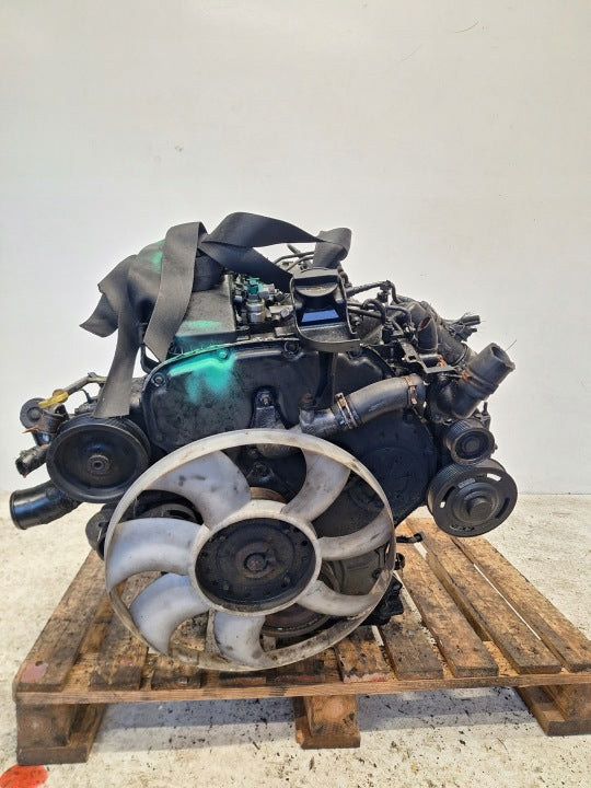 Motor Ford Transit RWD PHFA 2.4 TDCI 100PS 74kW 216TKm Diesel Engine Komplett MOT2579322338gh