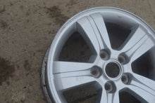 Laden Sie das Bild in den Galerie-Viewer, 1x Alufelge 16 Zoll 6.5&quot; 4x114.3 529101F350 Hyundai Rim Wheel